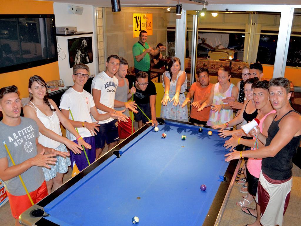Hotel Morfeo - Young People Hotels (Adults Only) Rimini Exteriör bild